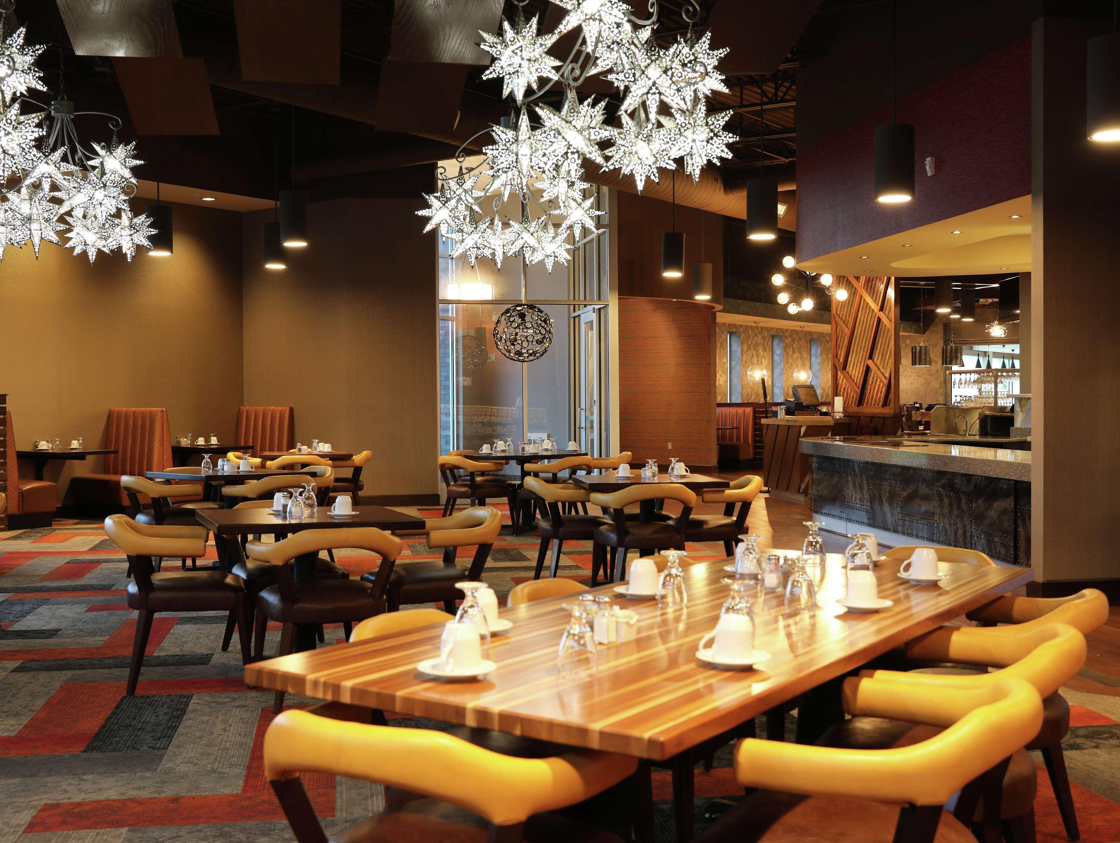 Doubletree By Hilton Omaha Southwest, Ne Hotell Exteriör bild