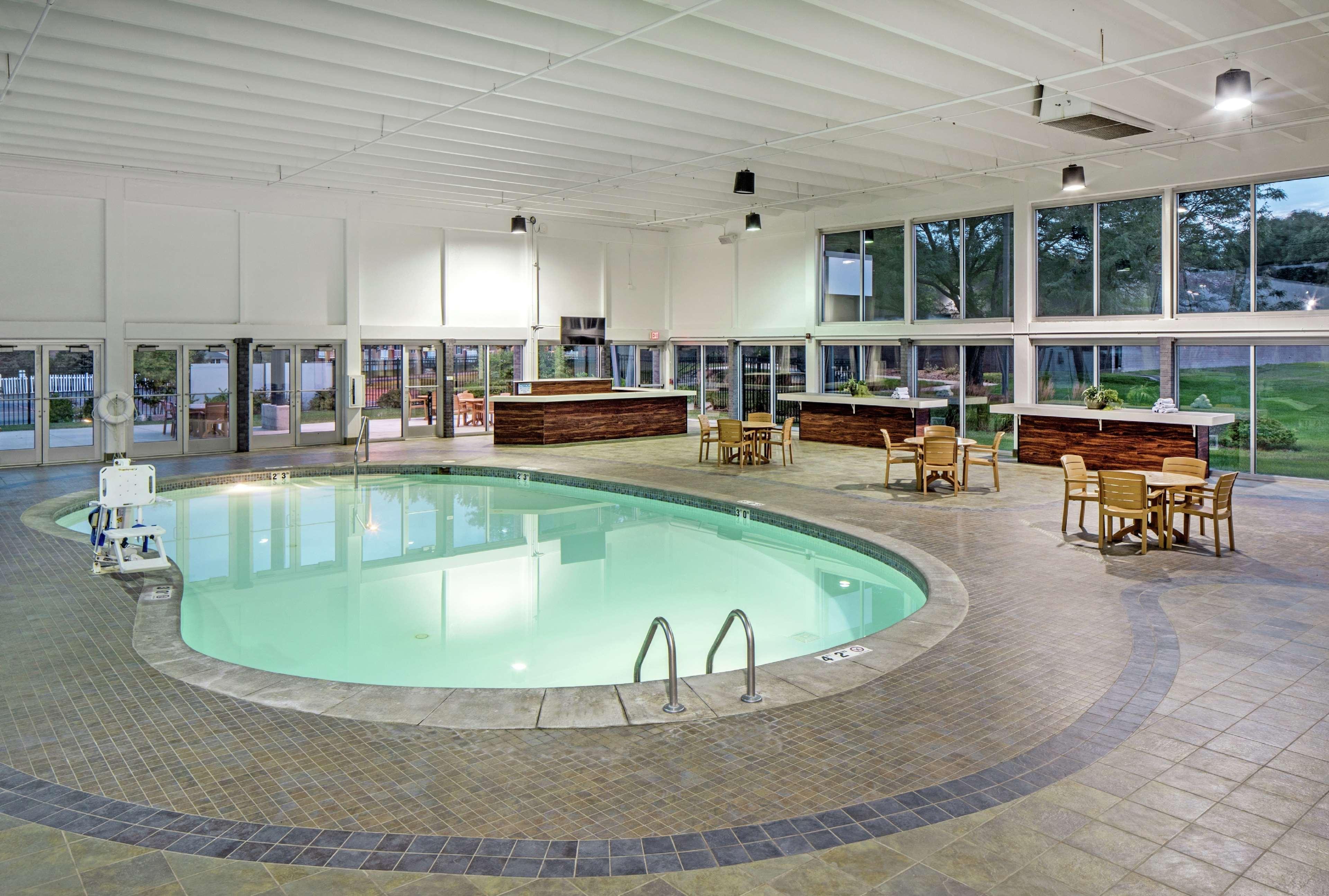 Doubletree By Hilton Omaha Southwest, Ne Hotell Exteriör bild