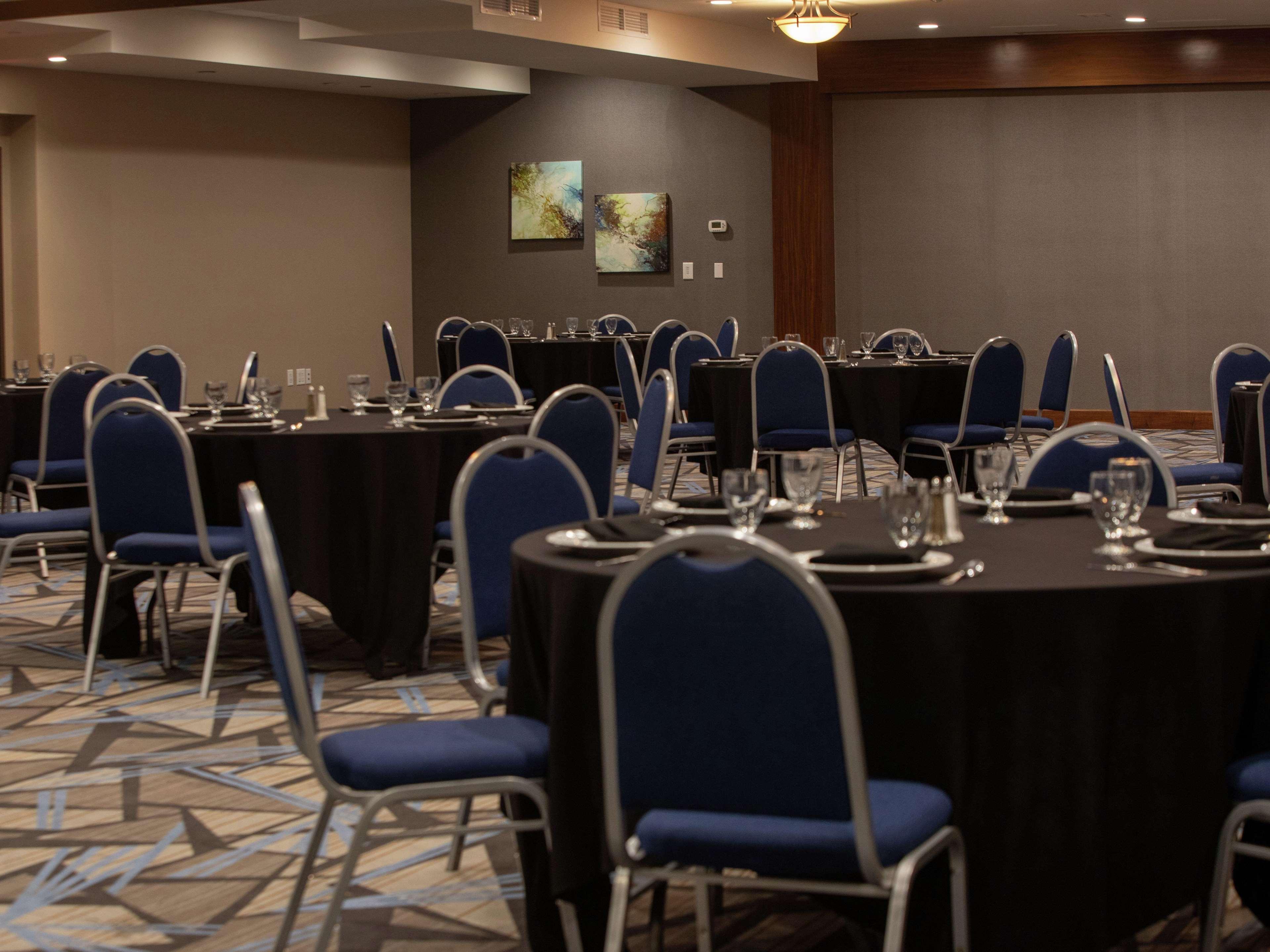 Doubletree By Hilton Omaha Southwest, Ne Hotell Exteriör bild