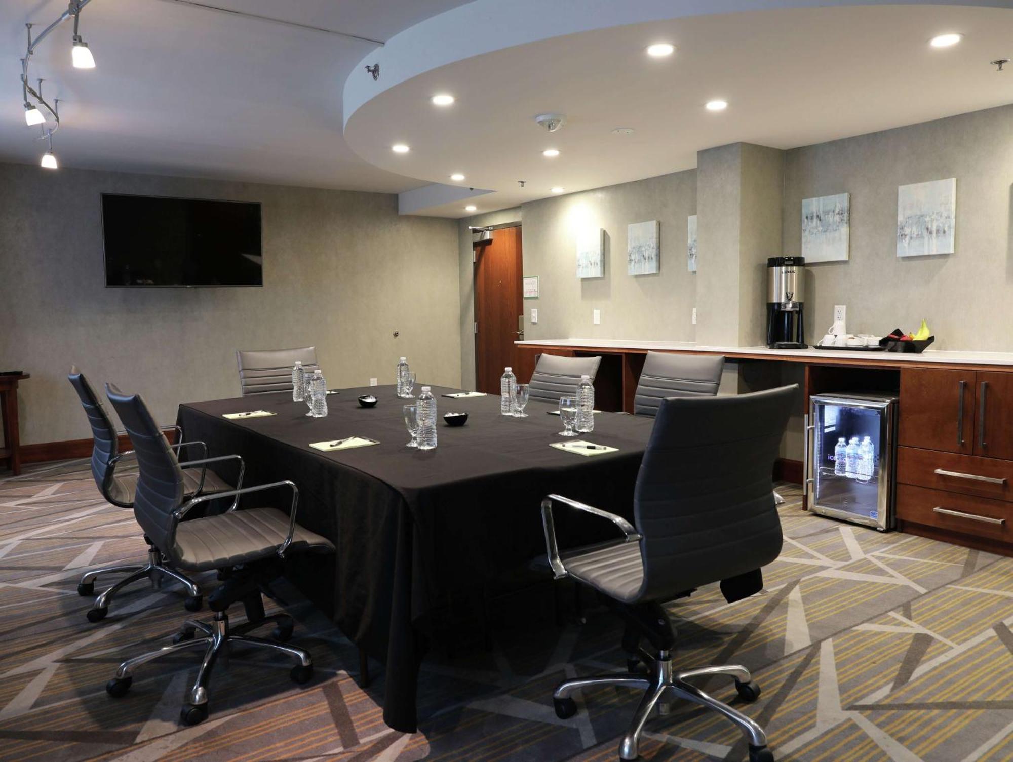 Doubletree By Hilton Omaha Southwest, Ne Hotell Exteriör bild