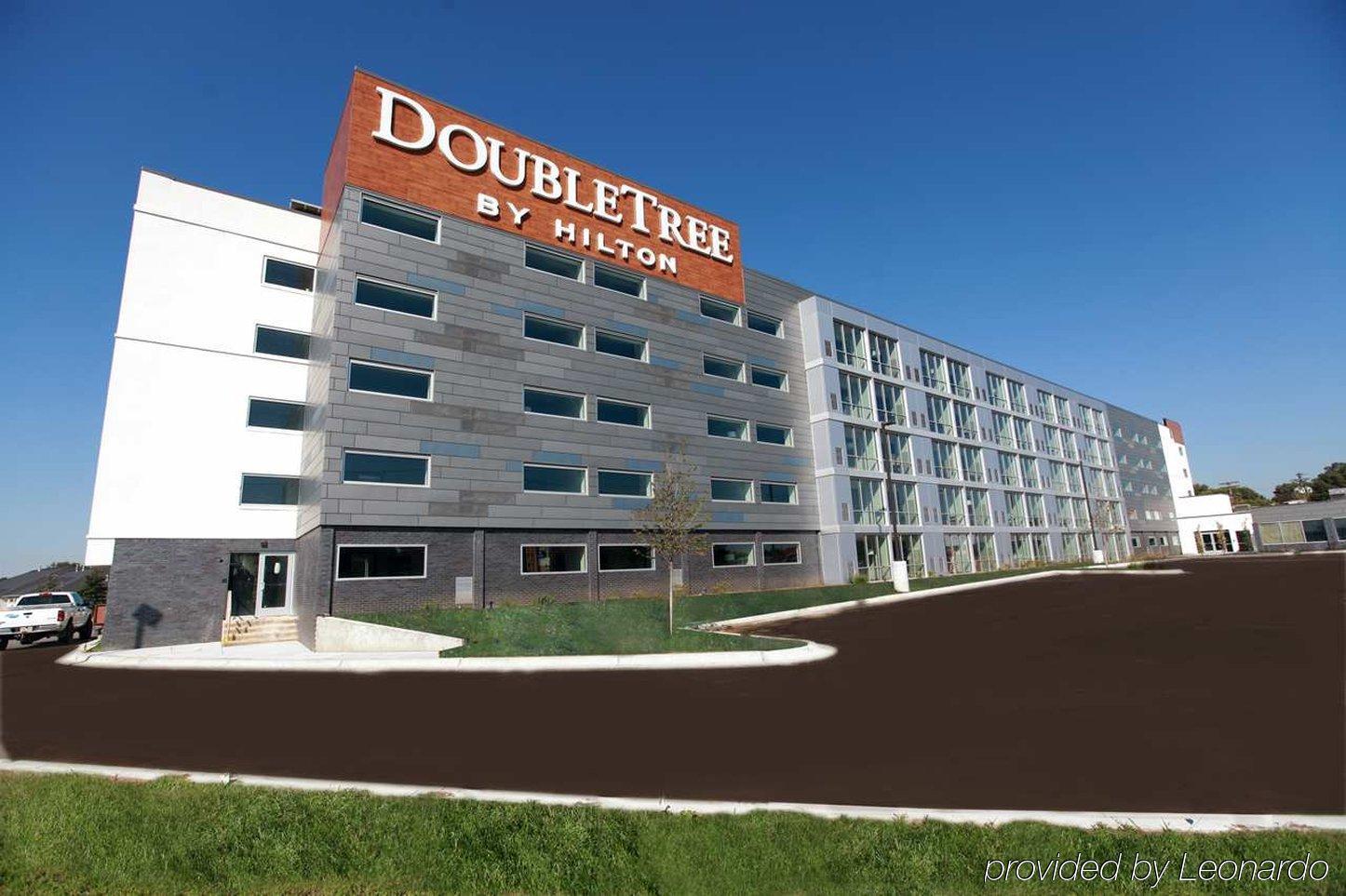 Doubletree By Hilton Omaha Southwest, Ne Hotell Exteriör bild